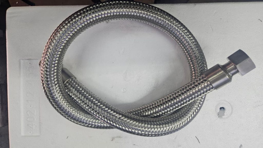 Metallic gas flex hose-gbs baite